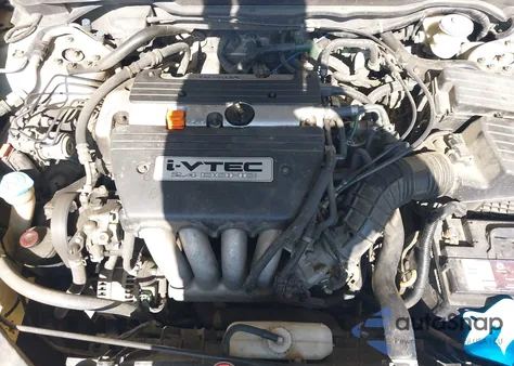 2005 Honda Accord 2.4 Ex from USA, damaged, VIN 1HGCM56785A054202